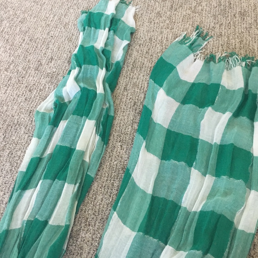 Scarf - Picture 2 of 2